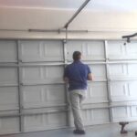 Advantages of Working with a Professional Garage Door Repair Contractor